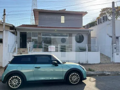 Casa com 3 Quartos para alugar, 236m² no Jardim Guanabara, Campinas