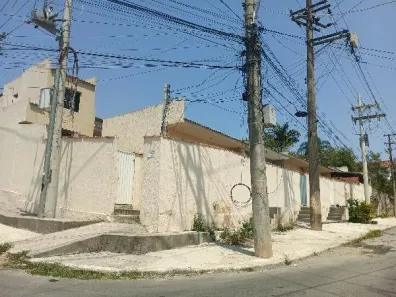 Casa com 1 Quarto à venda, 45m² no Alcântara, São Gonçalo
