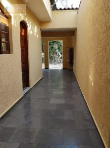 Casa com 3 Quartos à venda, 182m² no Jardim Maria Lúcia, São Paulo