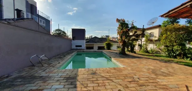 Casa com 3 Quartos à venda, 740m² no Fábricas, São João Del Rei
