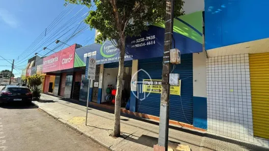 Ponto Comercial para alugar, 179m² no Centro, Ibiporã