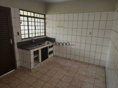 Casa com 2 Quartos à venda, 111m² no Conjunto José Vallim de Melo, Uberaba