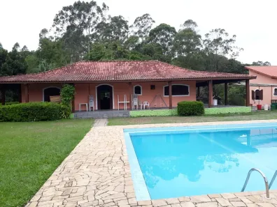 Fazenda/Sítio com 4 Quartos à venda, 1200m² no Centro, Mairiporã
