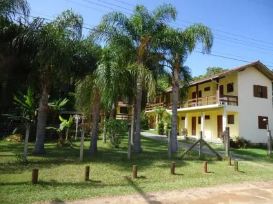 Imóvel Comercial com 10 Quartos à venda, 360m² no , 