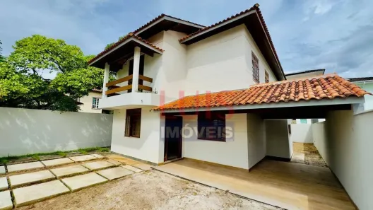 Casa com 5 Quartos à venda, 220m² no Itaipu, Niterói