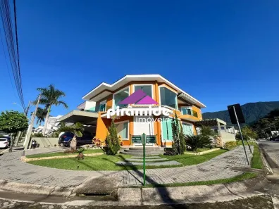 Casa de Condomínio com 4 Quartos à venda, 364m² no Balneário Copacabana, Caraguatatuba