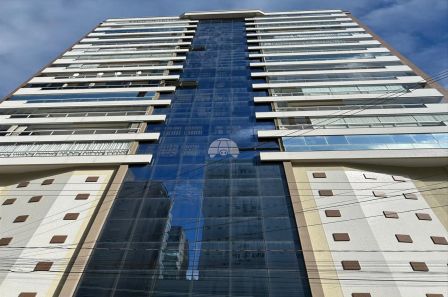 Apartamento com 4 Quartos à venda, 192m² no Meia Praia, Itapema