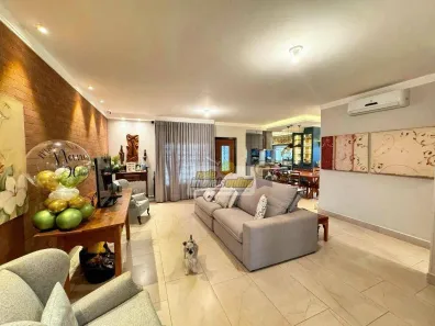 Casa com 3 Quartos à venda, 223m² no Jardim São Bento, Uberaba