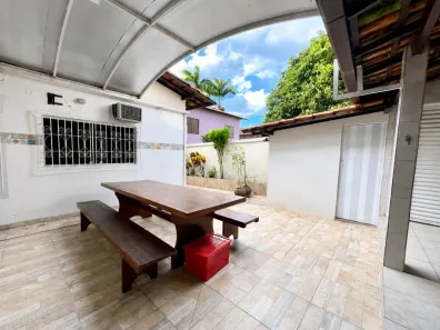 Casa com 3 Quartos à venda, 210m² no Castelo, Belo Horizonte