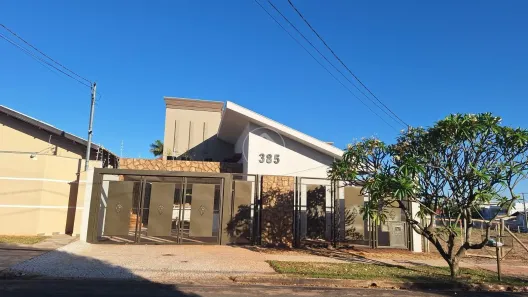 Casa com 3 Quartos à venda, 230m² no Carandá Bosque, Campo Grande