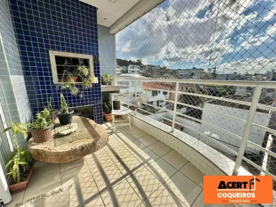Apartamento com 3 Quartos à venda, 100m² no Coqueiros, Florianópolis
