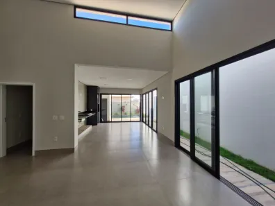 Casa de Condomínio com 3 Quartos à venda, 190m² no Novo Mundo, Uberlândia