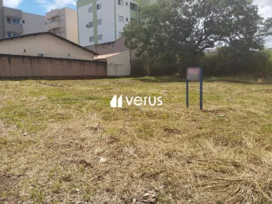 Lote/Terreno à venda, 257m² no Bosque dos Buritis, Uberlândia