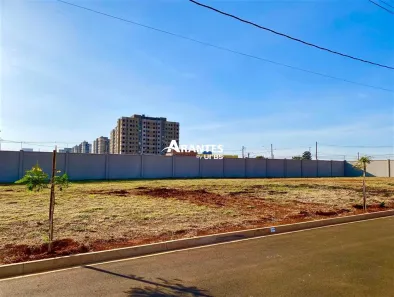 Lote/Terreno à venda, 275m² no Grand Ville, Uberlândia