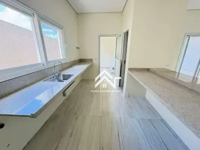Imóvel Comercial com 4 Quartos para alugar, 290m² no Jardim do Lago, Atibaia