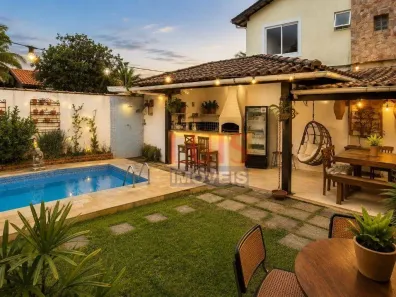 Casa com 4 Quartos à venda, 360m² no Maravista, Niterói