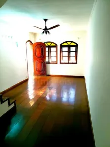 Casa com 3 Quartos à venda, 225m² no Vila Irmãos Arnoni, São Paulo