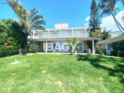 Casa com 4 Quartos para alugar, 293m² no Lagoa da Conceição, Florianópolis