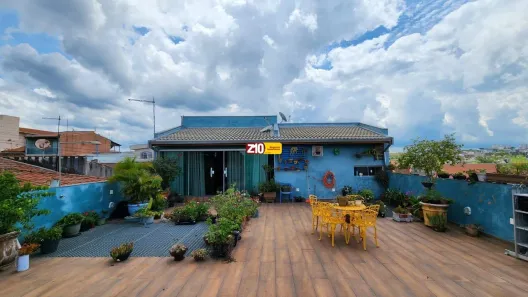 Sobrado com 4 Quartos à venda, 300m² no Vila Romão, Salto