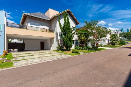 Sobrado com 4 Quartos à venda, 187m² no Mossunguê, Curitiba