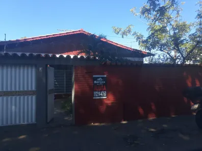Casa com 4 Quartos para alugar, 150m² no Vila Isaura, Goiânia