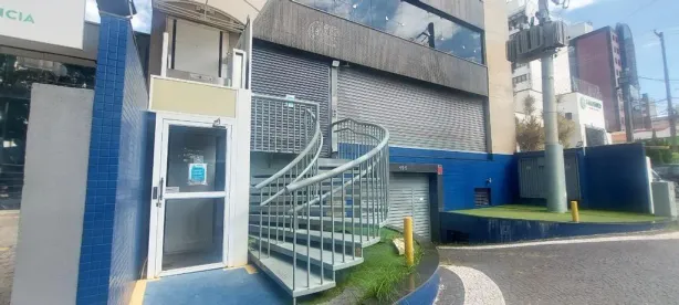 Prédio Comercial para alugar, 1800m² no Vila Itapura, Campinas