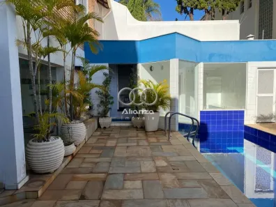 Casa com 4 Quartos para alugar, 390m² no Belvedere, Belo Horizonte