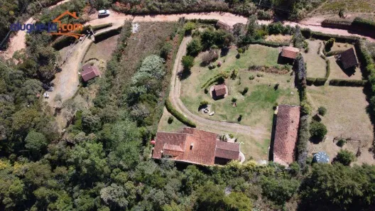 Fazenda/Sítio com 8 Quartos à venda, 500m² no Parque Imbiry, Campos do Jordão