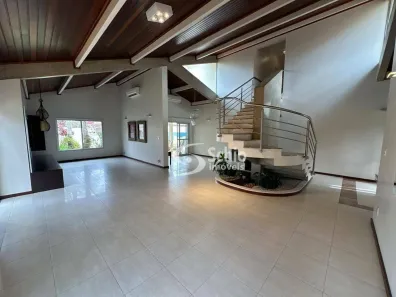 Casa de Condomínio com 4 Quartos à venda, 500m² no Saúde, Rio Claro