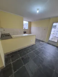Casa com 1 Quarto para alugar, 40m² no Agostinho Porto, São João de Meriti