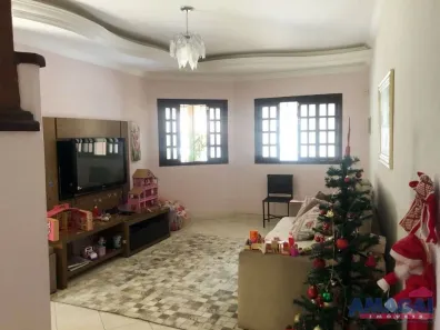Sobrado com 4 Quartos à venda, 175m² no Loteamento Villa Branca, Jacareí