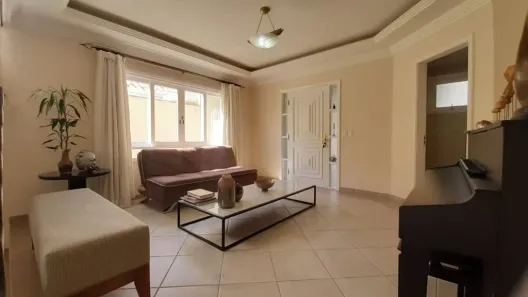 Sobrado com 4 Quartos à venda, 355m² no São Paulo II, Cotia