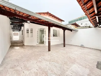 Casa com 3 Quartos à venda, 205m² no Santa Mônica, Belo Horizonte