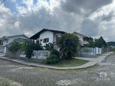 Casa com 3 Quartos à venda, 295m² no Mina Brasil, Criciúma