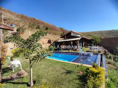 Casa com 2 Quartos à venda, 150m² no Pedro do Rio, Petrópolis
