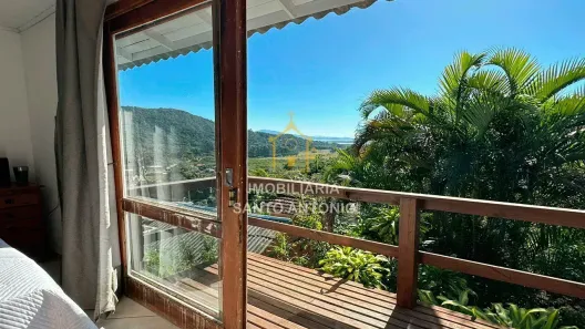 Casa com 5 Quartos à venda, 270m² no Sambaqui, Florianópolis
