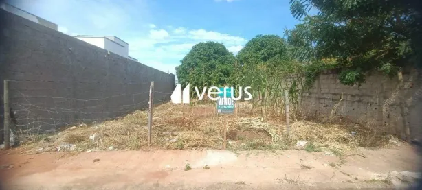 Lote/Terreno à venda, 300m² no Shopping Park, Uberlândia