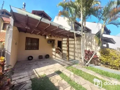 Casa com 3 Quartos à venda, 171m² no Ipanema, Porto Alegre
