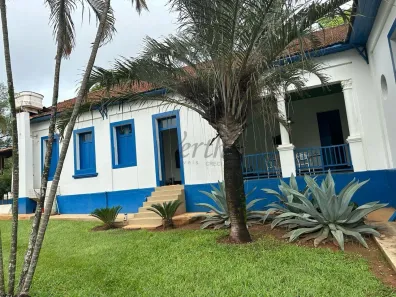 Fazenda/Sítio com 6 Quartos à venda, 1350m² no Centro, Corinto