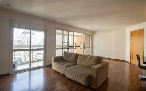 Apartamento com 3 Quartos para alugar, 125m² no Vila Olímpia, São Paulo