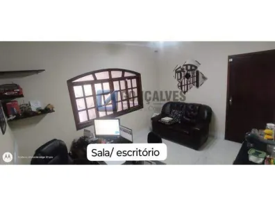 Sobrado com 2 Quartos à venda, 280m² no Jardim Utinga, Santo André