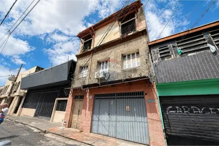 Sobrado com 8 Quartos à venda, 720m² no Campina, Belém