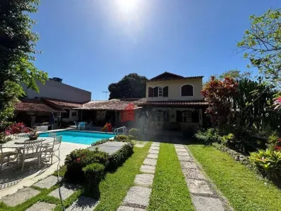 Casa com 4 Quartos à venda, 450m² no Itaipu, Niterói