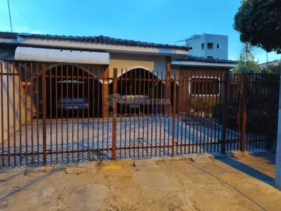 Casa com 3 Quartos à venda, 210m² no Parque Estoril, São José do Rio Preto