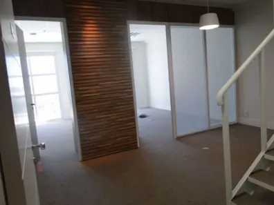 Sala Comercial à venda, 120m² no Vila Cordeiro, São Paulo