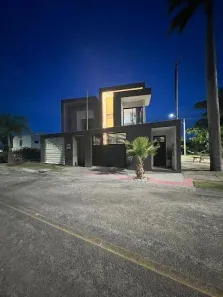 Casa com 3 Quartos à venda, 160m² no Jardim Limoeiro, Serra