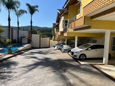 Casa de Condomínio com 4 Quartos à venda, 198m² no Jardim Peri, São Paulo