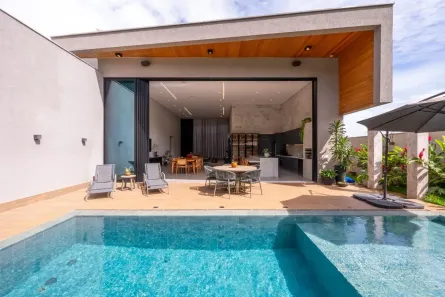 Casa de Condomínio com 4 Quartos à venda, 305m² no Parque Cidade, Goiânia