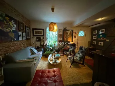 Casa com 3 Quartos à venda, 68m² no Humaitá, Rio de Janeiro