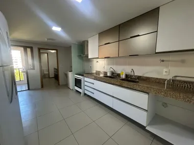 Apartamento com 3 Quartos para alugar, 120m² no Ponta Verde, Maceió